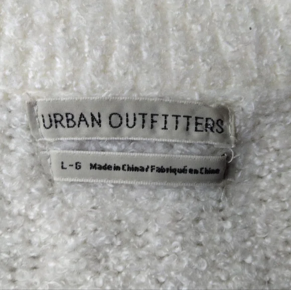 Urban Outfitters Rosie Cozy V-neck Off White Oversized Sweater Size L - Picture 9 of 12